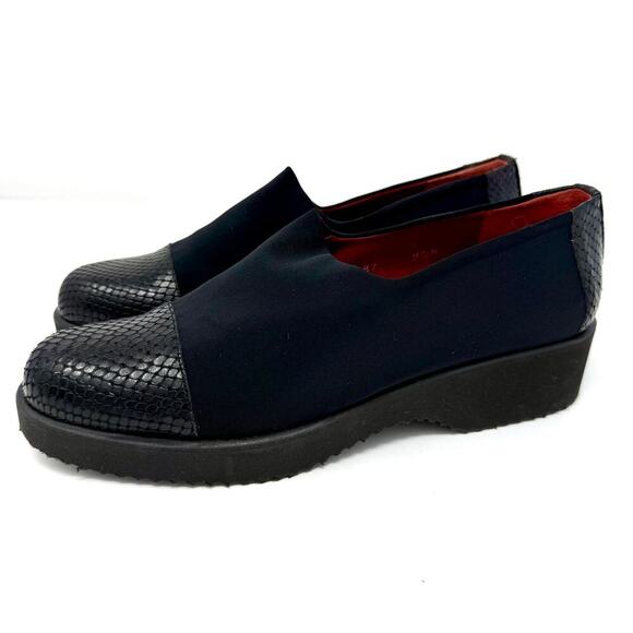 Donald J. Pliner Ciara Black Slip On Shoe Size 8.5 Narrow Snake Print New in Box - Picture 3 of 6